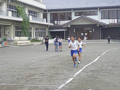 1000m