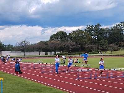 50mハードル女子