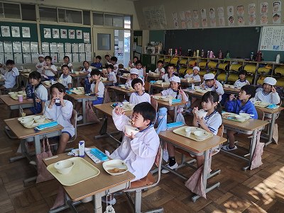 1年給食2