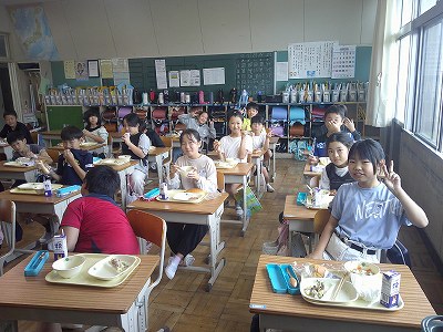 4年給食2