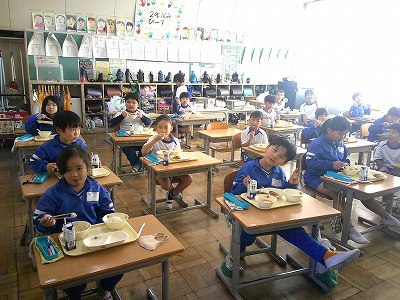 学校給食1