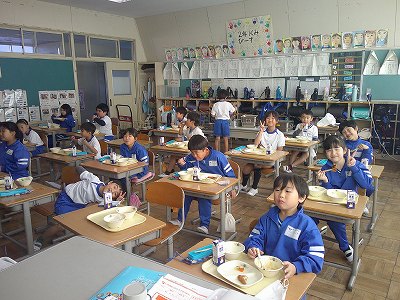 学校給食２