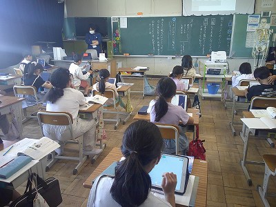 ４年１