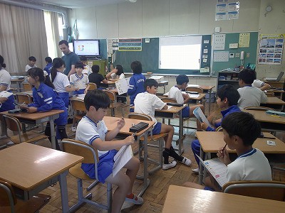 ４年２