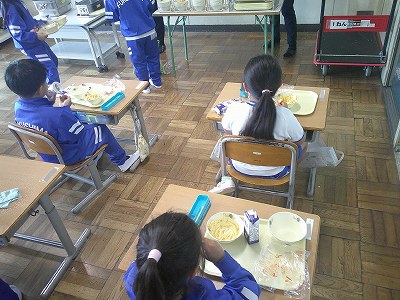 インド給食２