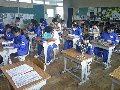 ６年