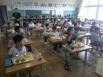 給食２