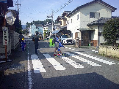 朝１