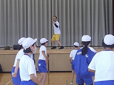 ６年５