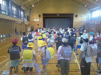 集団下校 (3)
