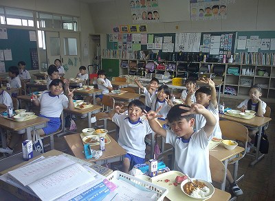 給食３