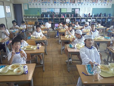 ２年給食１
