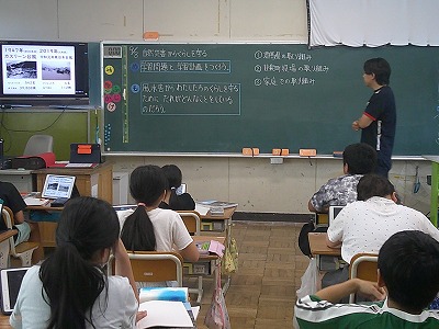 ４年２