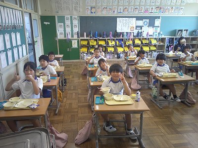 給食１