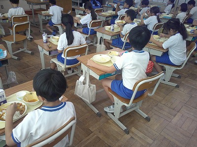 給食２