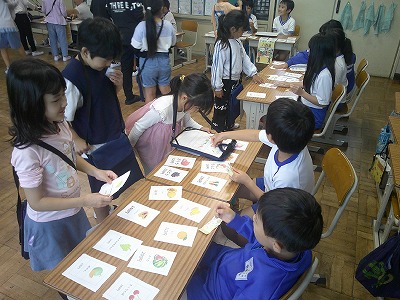 ３年８