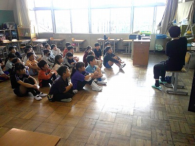２年読み聞かせ