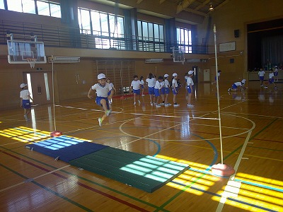 ４年２
