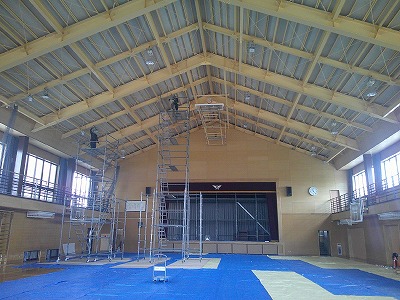 LED 工事 (2)