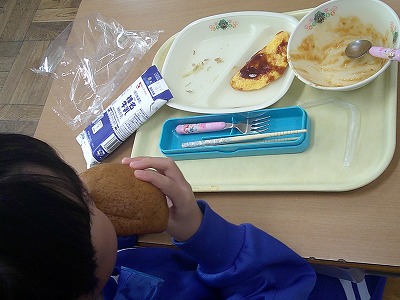 給食３