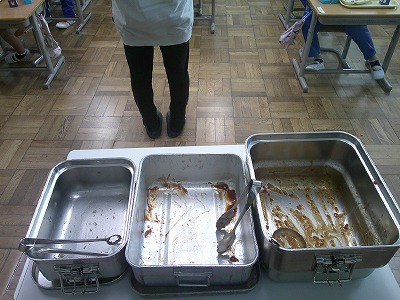 給食４